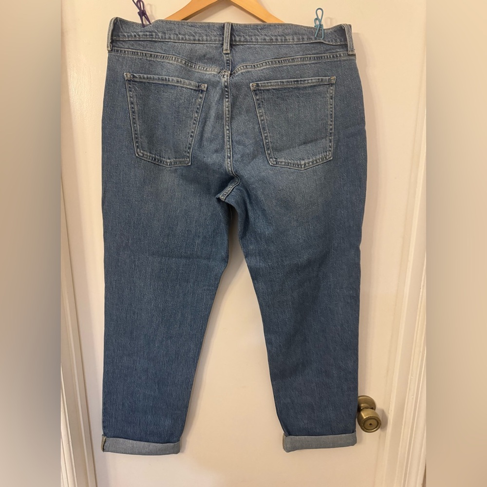 NWT Old Navy Mid-Rise Wow Boyfriend pants. - Picture 2 of 8